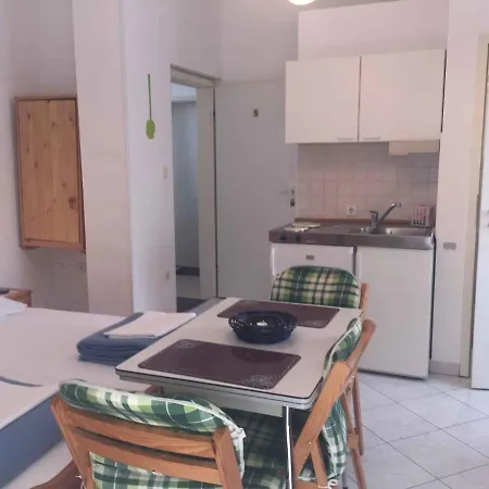 In - Istrien 34773 Apartman Premantura